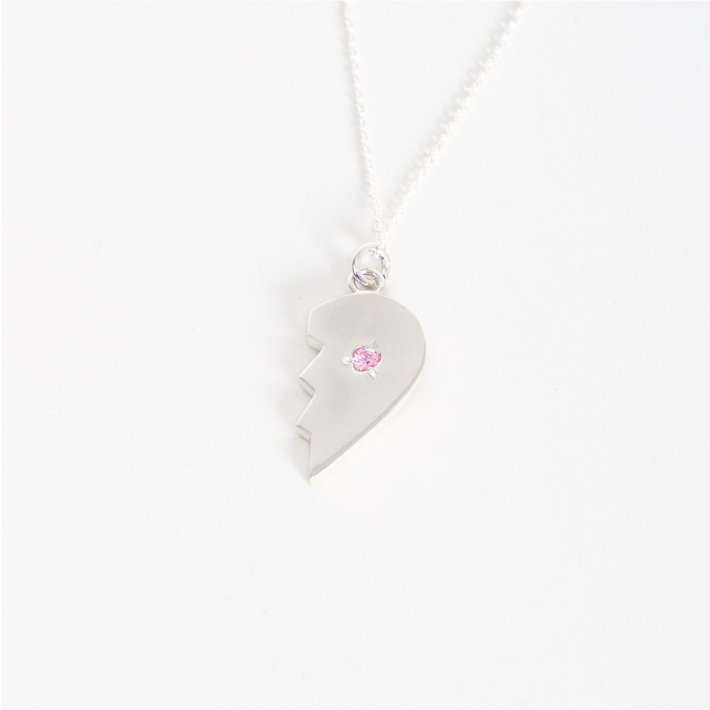 CUTE HALF HEART NECKLACE (SILVER)